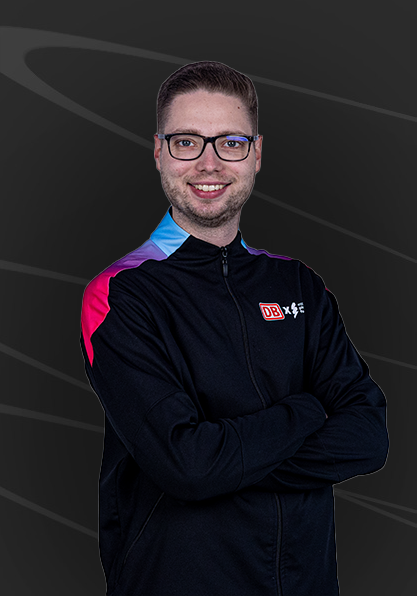 Marcel "Minusmacher" Gramann, sportliche Leiter EA FC bei der esportsplayerfoundation im Portrait von vorne