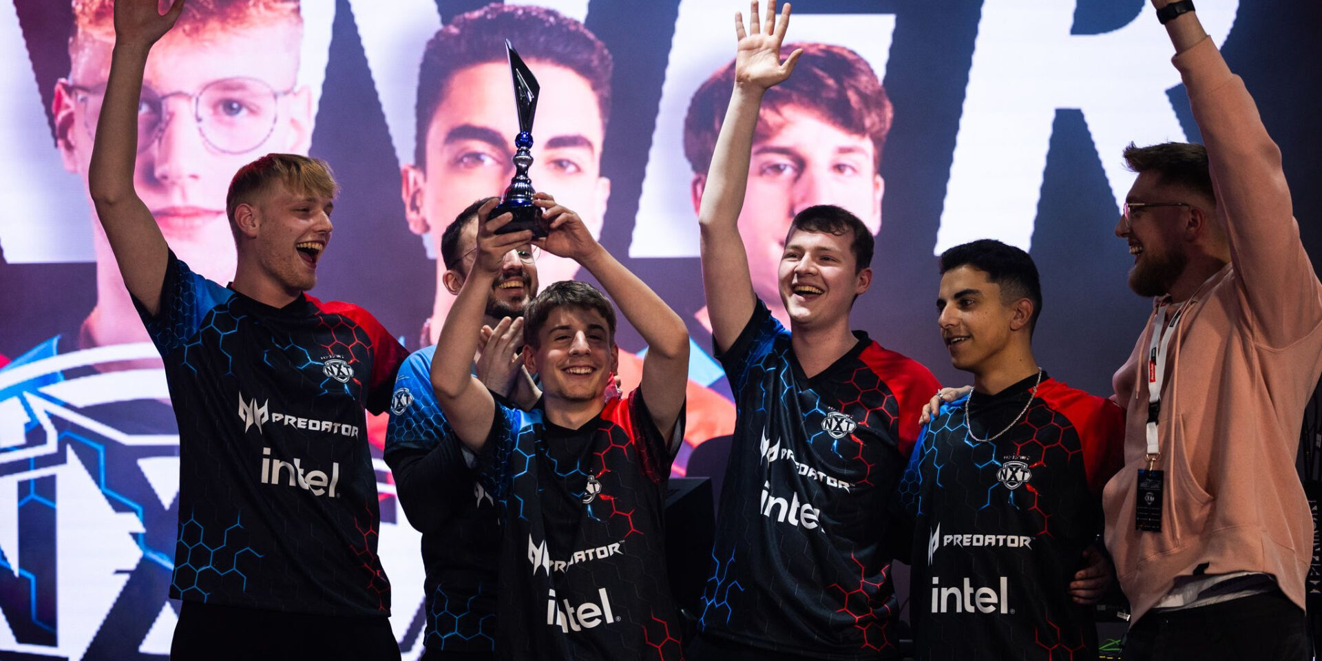 Aufstieg Xperion NXT ESEA Main Aufstieg Xperion NXT ESEA Main