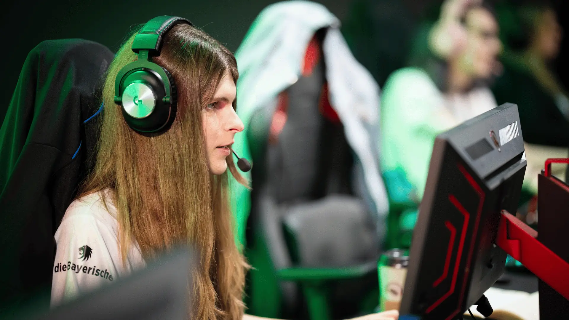 Spielerin der Equal eSports Initiative bei einem Esports Match in League of Legends als Teil des Equal eSports Cup.